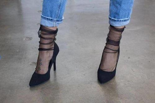 国产玻璃丝袜脚视频