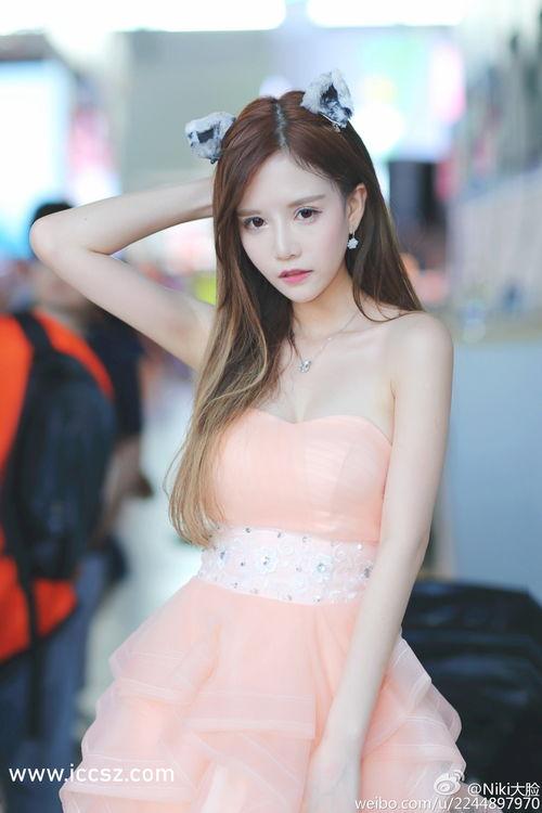 国产4k写真视频在线,沉浸式视觉盛宴，带你领略光影之美